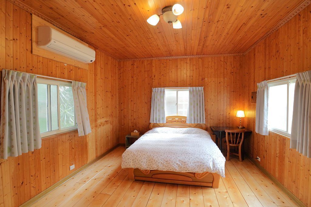 Standard Double Room | Down comforters, desk, laptop workspace, blackout drapes