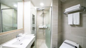 Deluxe Room, Multiple Beds (1 QueenBed & 1 TwinBed) | Bathroom | Eco-friendly toiletries, hair dryer, bathrobes, slippers