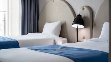 Standard Room, 2 Twin Beds | Desk, laptop workspace, blackout drapes, soundproofing