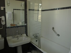 Double Room (37) | Bathroom