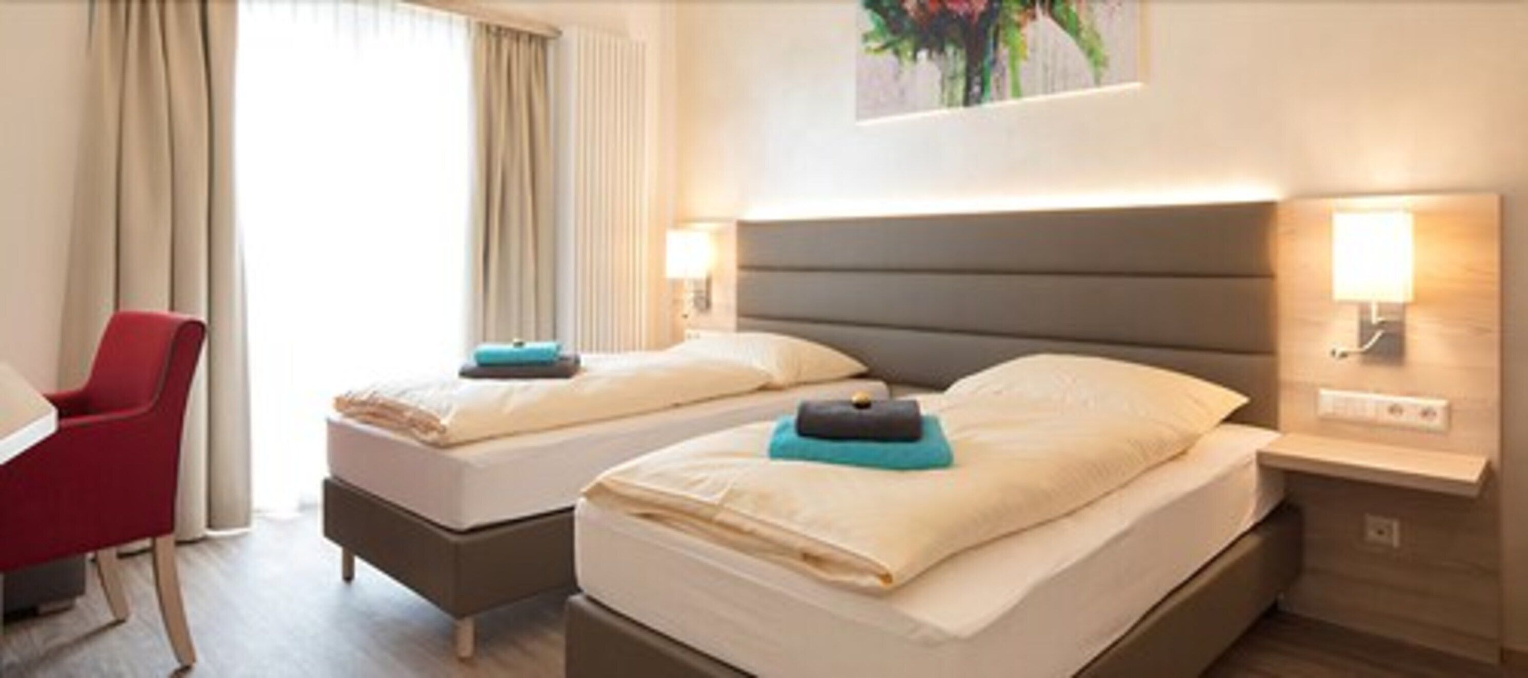 1 bedroom, desk, laptop workspace, blackout curtains