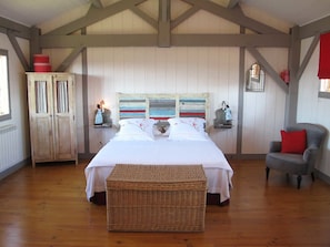 Cottage, Multiple Beds