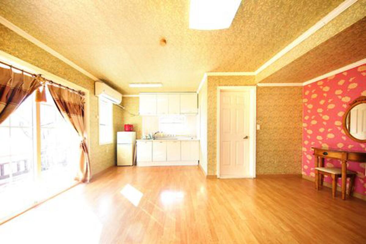 202 | Individually decorated