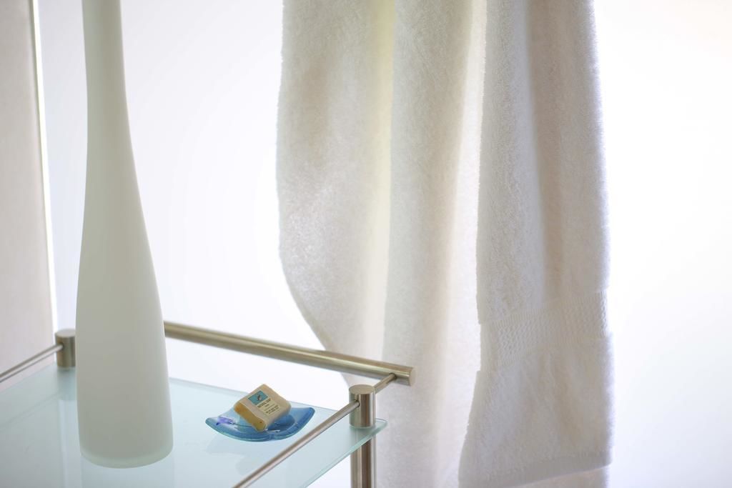 Suite de lujo, 1 cama King size, para no fumadores, vista al río | Servicios de la habitación