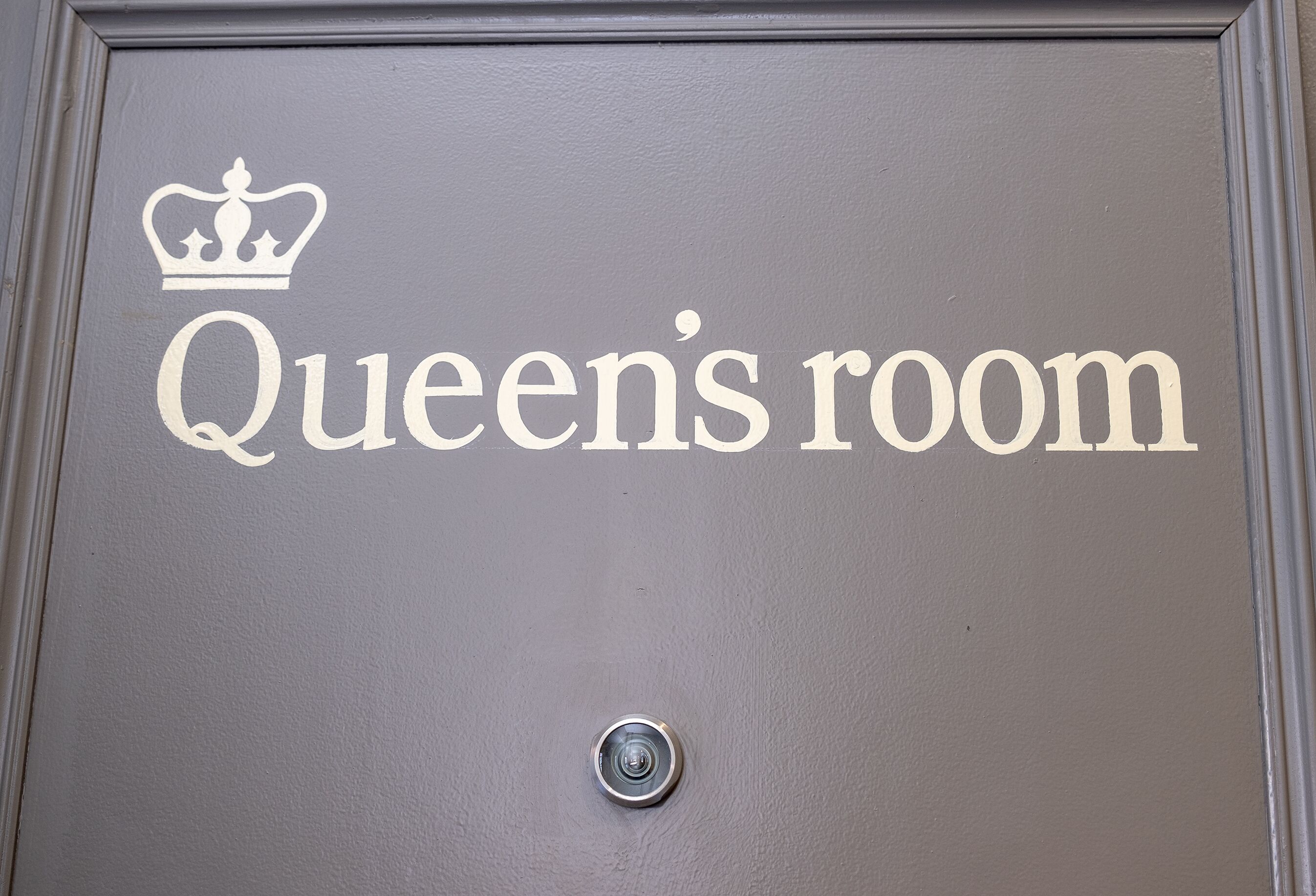 superior double room, ensuite, courtyard view