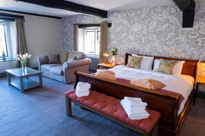 Deluxe Suite, Ensuite (Kings) - The Kings Arms (Bradford-on-Avon)