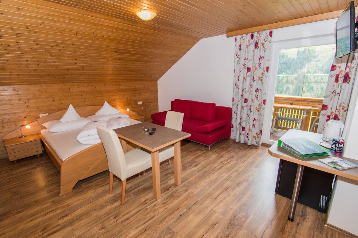 Traditional-Doppelzimmer, 1 Schlafzimmer, Nichtraucher, Bergblick