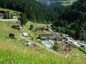 Außenpool (je nach Saison geöffnet)