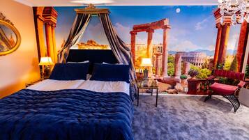 DELUXE | Individually decorated, individually furnished, free WiFi, bed sheets