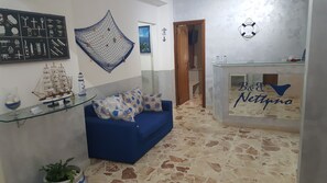 로비 좌석 공간