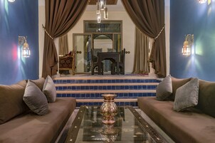 皇家套房 | 迷你吧、客房内保险箱、特色装修、特色家居