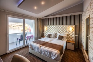 Room, Sea View (Queen)