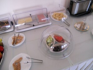 Daily buffet breakfast (EUR 5 per person)