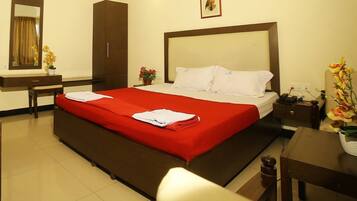 Family Double Room, Smoking, Garden View | Garden view