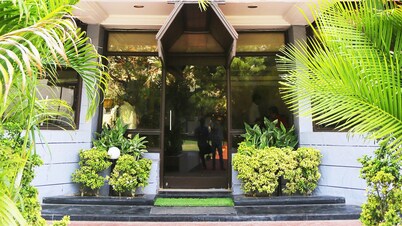 Hotel Rajavihar