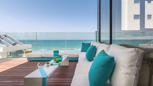 Royal Apartment, Ocean View | Balcony - Front of Beach next to RoyalBeach Hotel (Tel Aviv)