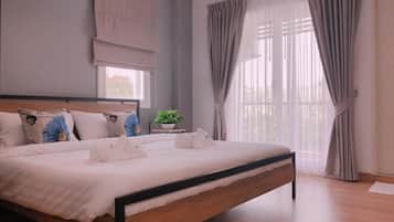 Frigobar, escrivaninha, cortinas blackout, Wi-Fi de cortesia