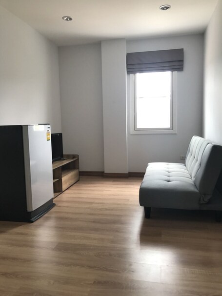 Living at Sphere Apartment - Family room - view 2