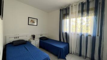 2 bedrooms