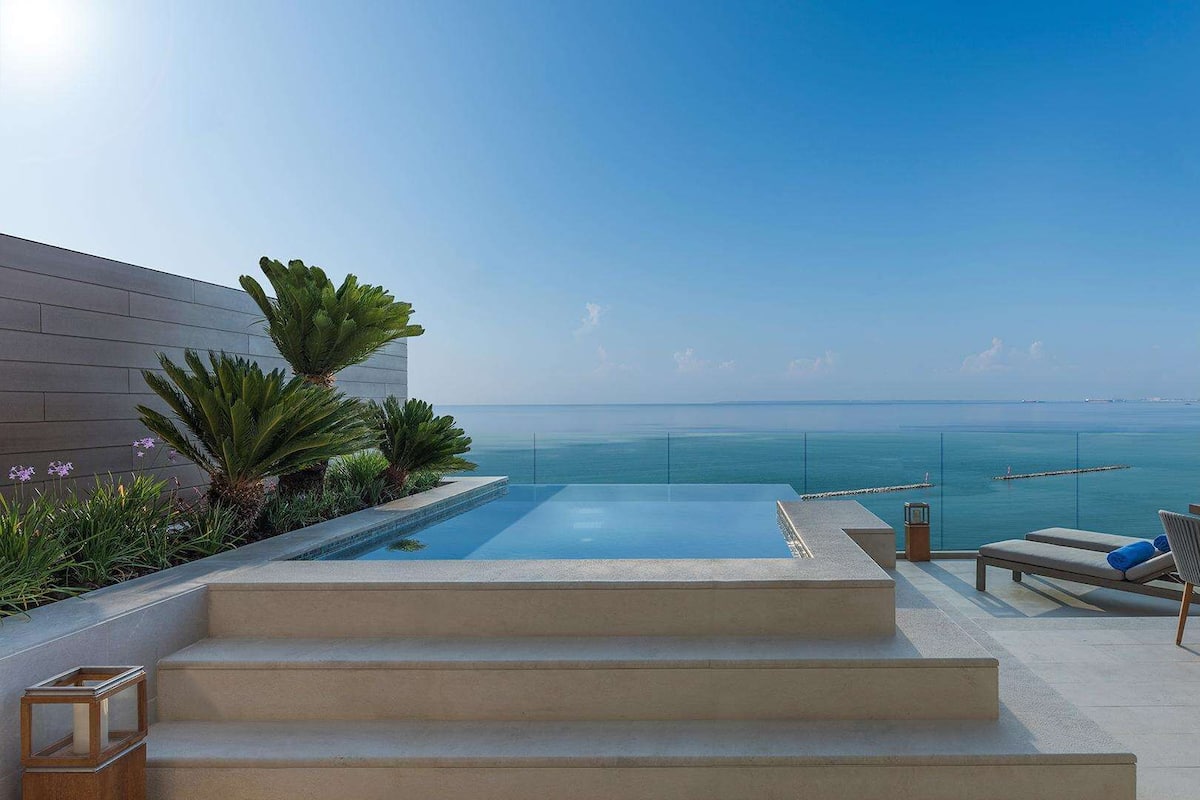 1 bedroom, minibar, in-room safe, blackout drapes