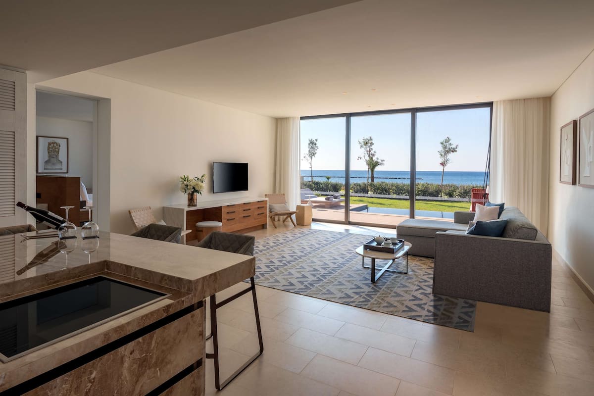 1 bedroom, minibar, in-room safe, blackout drapes