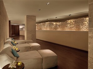 Couples treatment room(s), body treatments, body wraps, body scrubs - AMARA – Sea Your Only View™ (Limassol)