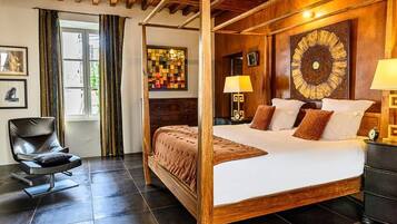 Deluxe Suite | Premium bedding, in-room safe, individually decorated