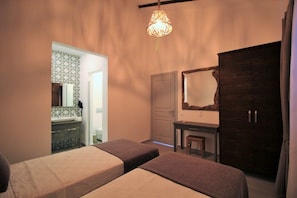 2 habitaciones, escritorio y wifi gratis