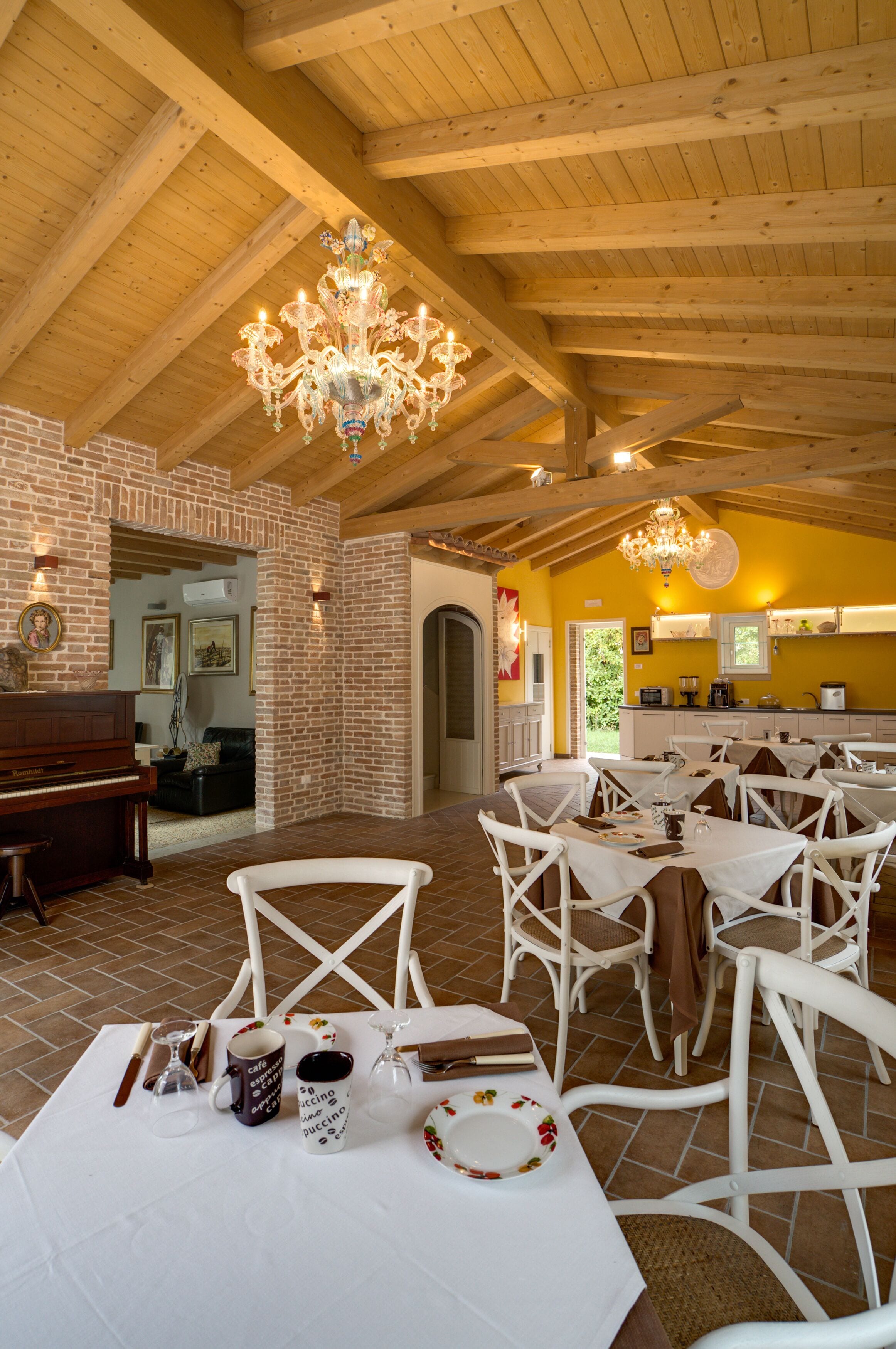 14-inch flat-screen TV with digital channels, TV, heated floors