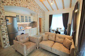 Living area - Villa Daisy (Fethiye)