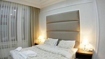 Standard Triple Room | Iron/ironing board, free cots/infant beds, free WiFi