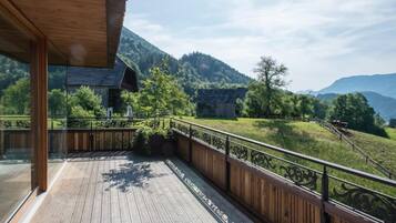 Penthouse (Zauberflöte) | Balcony view