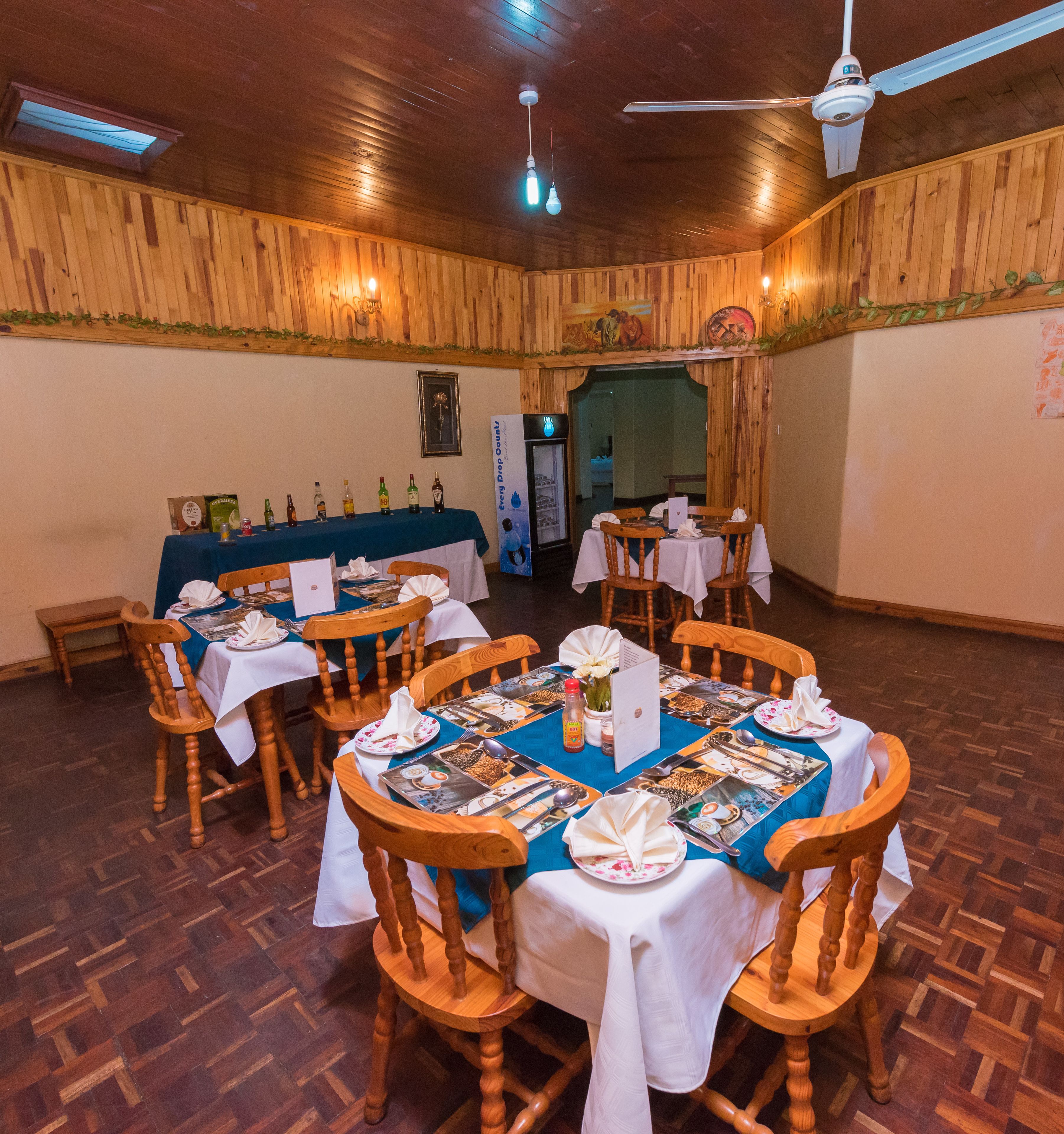 Free daily full breakfast 