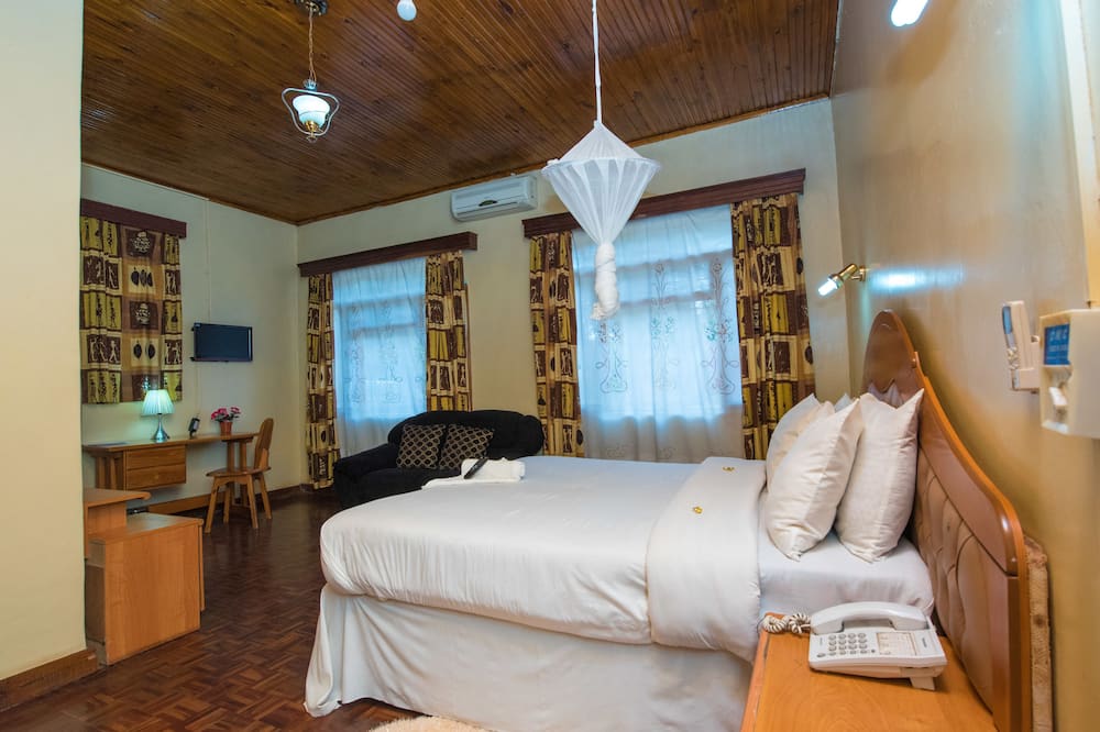 Nelly's Guesthouse