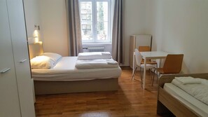 Iron/ironing board, free WiFi