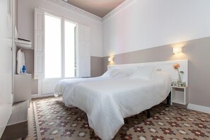 Superior Double Room, Balcony - Ecozentric (Barcelona)