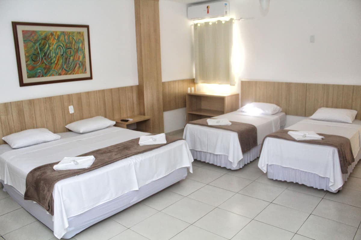 Premium bedding, minibar, desk, blackout curtains