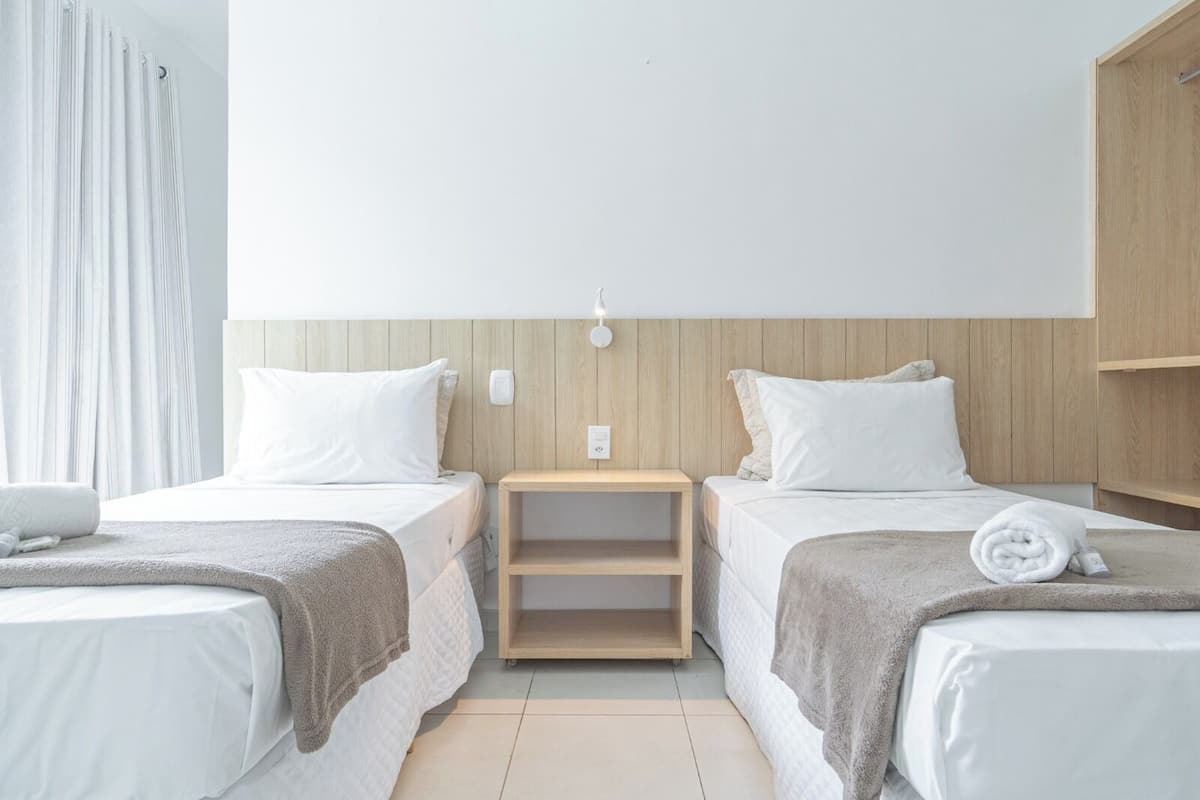 Vierbettzimmer, Mehrere Betten, Nichtraucher, Stadtblick