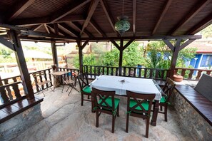Villa | Balcón