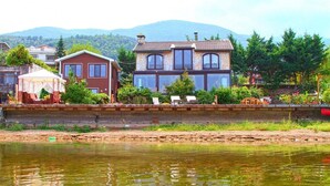 Front of property - Villa 6001 (Bursa)