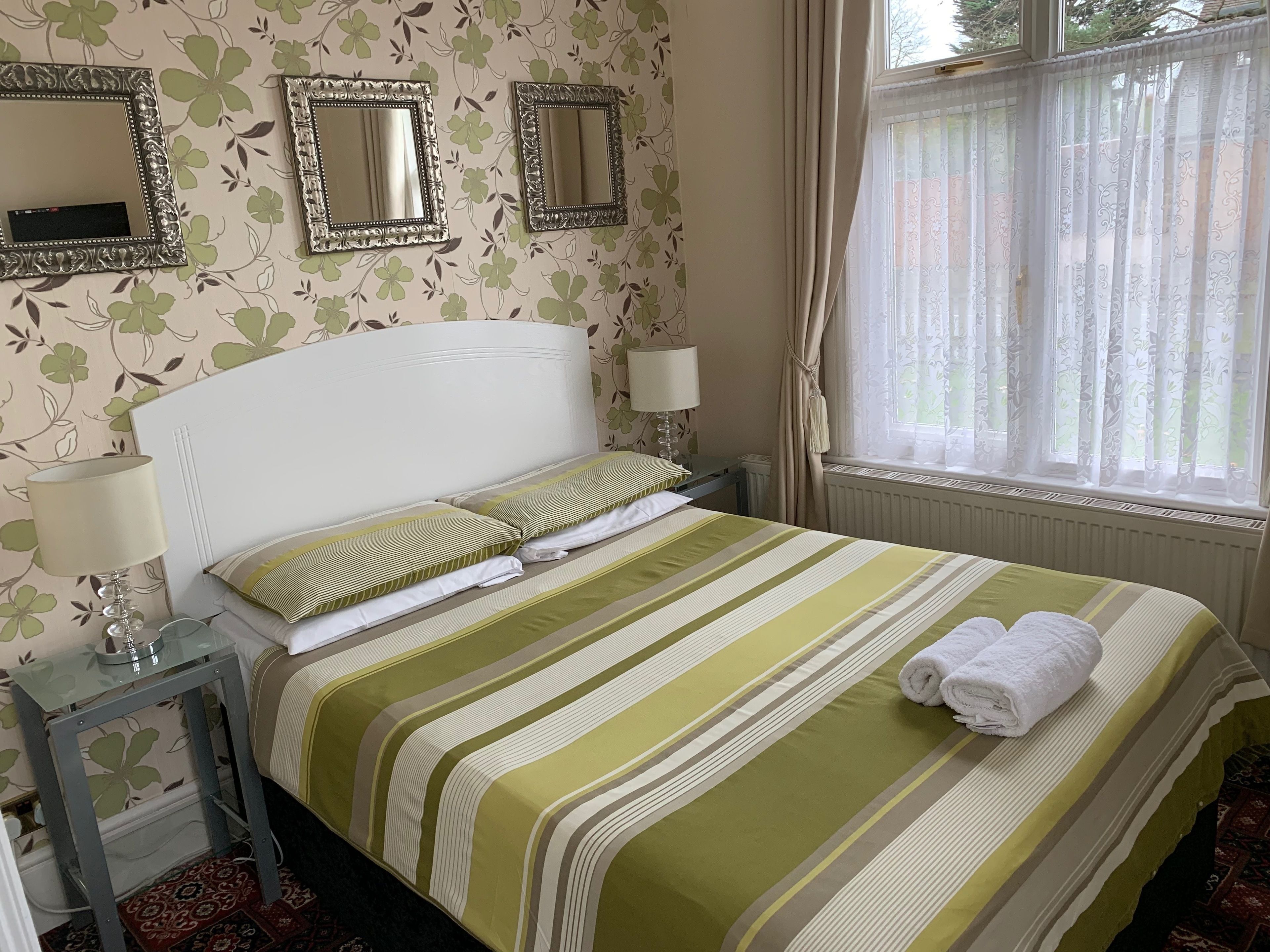 executive single room | blackout curtains, iron/ironing board, free wifi, bed sheets