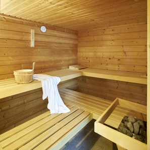 Sauna - Traberhof - Landurlaub in seiner schönsten Form - freies Reiten inbegriffen - Hunde willkommen - Sauna im Haus - Kanuverleih - tolle Radwege - Deich in Sichtweite (Wangerland)