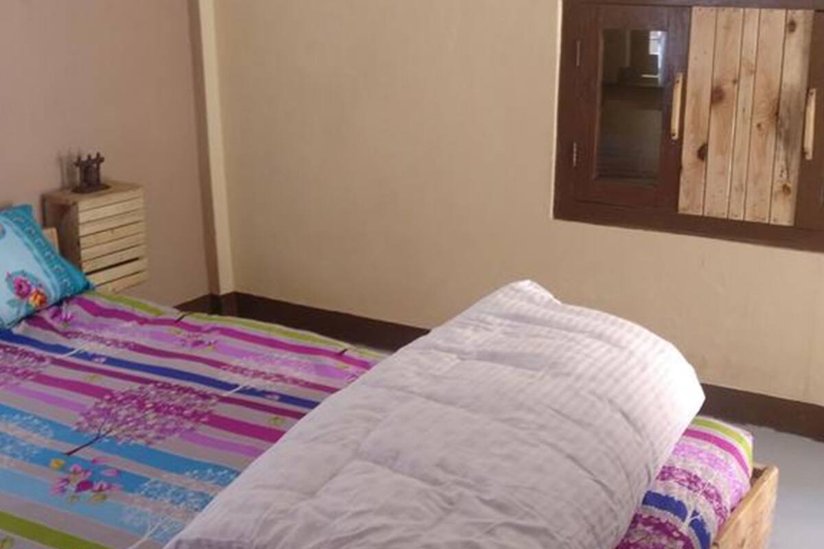 Bed sheets, wheelchair access