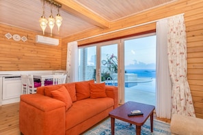 Villa | Living room | LCD TV