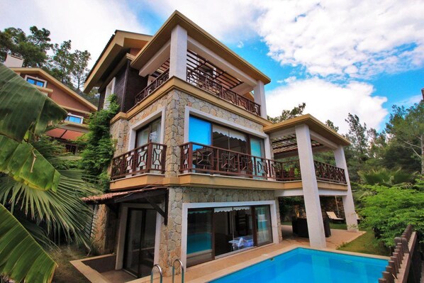 Front of property - Villa Country 1 (Fethiye)