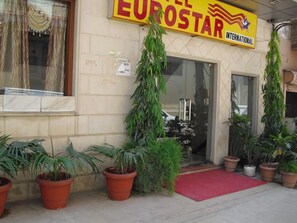 Façana frontal de l'allotjament