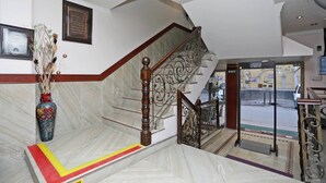 Staircase - Airport Hotel Eurostar International (New Delhi)
