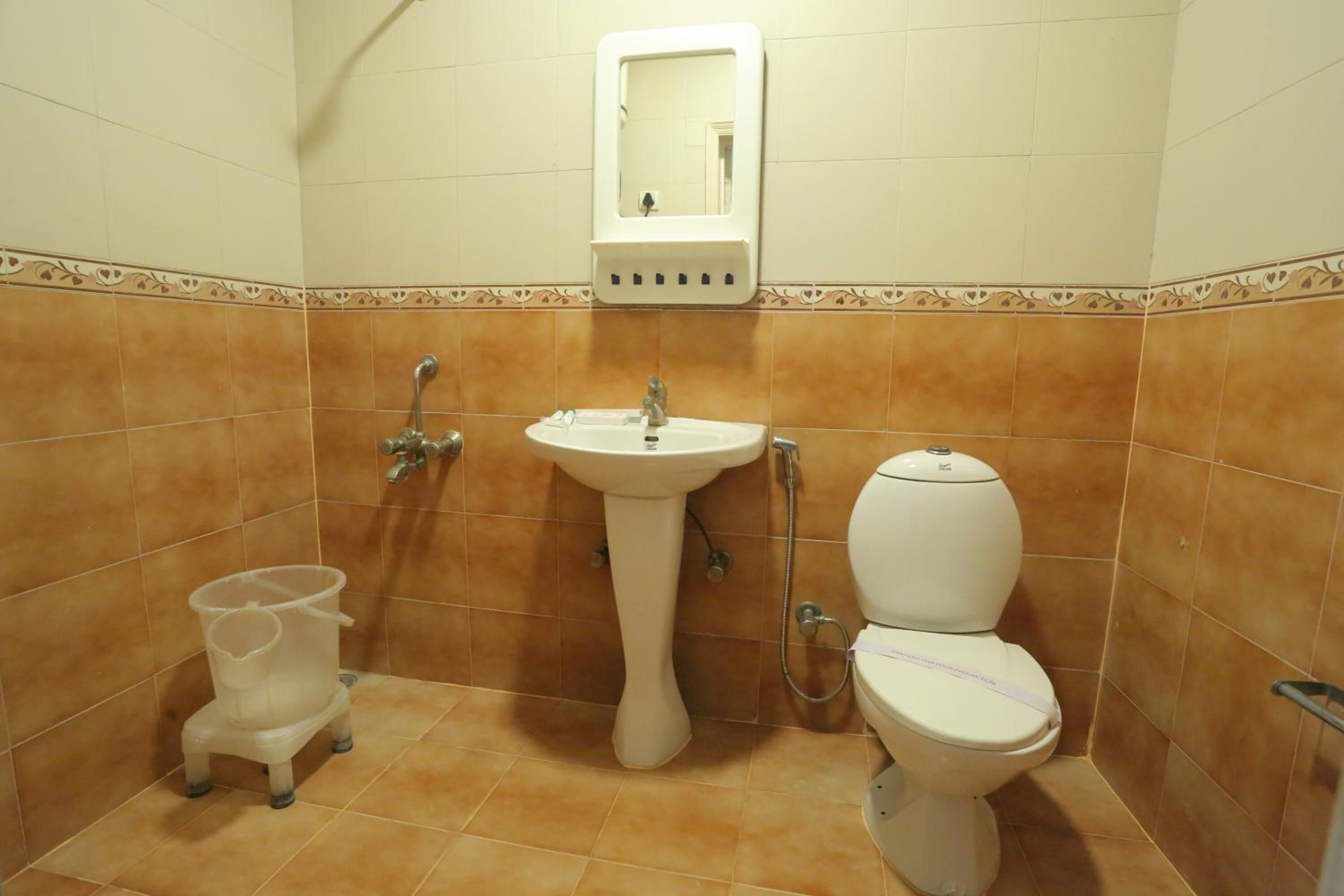 Photo - Hotel IVY Plaza Near IGI Airport