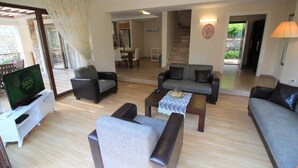 Villa | Living room