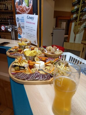 บาร์ (ในที่พัก)